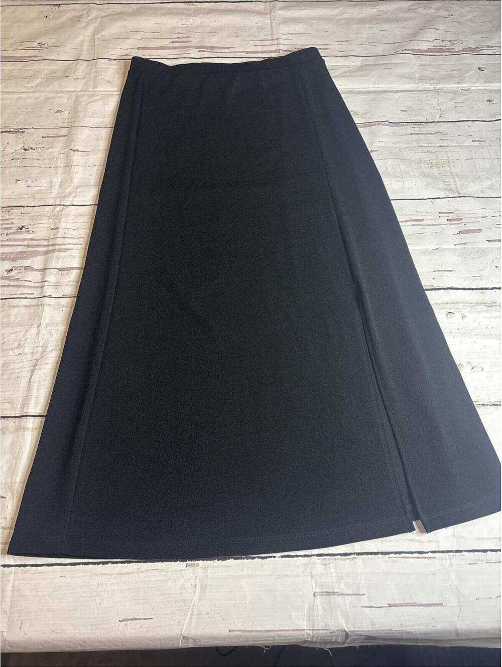 Chico's Easy Wear A-Line Maxi Skirt Black Stretchy Slinky Size 1 (B5)